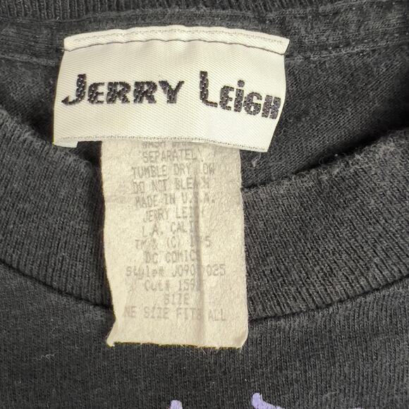 Black Vintage Secrets Batman T-shirt Single Stitch Size L One Size Comic Cartoon - Picture 4 of 4